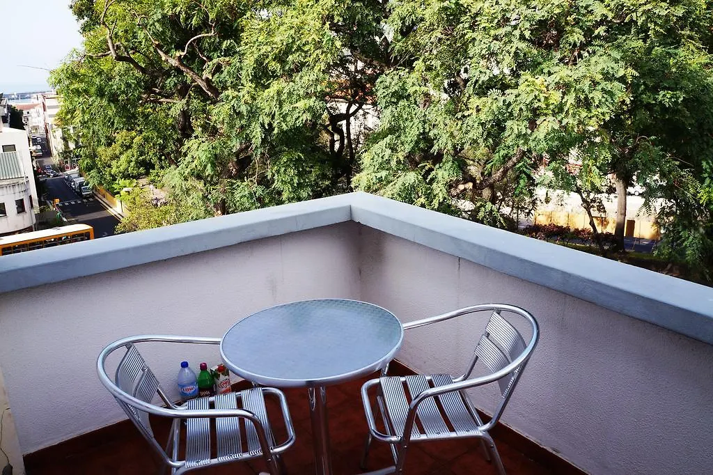 A Pousada Residencial Parque Funchal  0*, Funchal (Madeira)