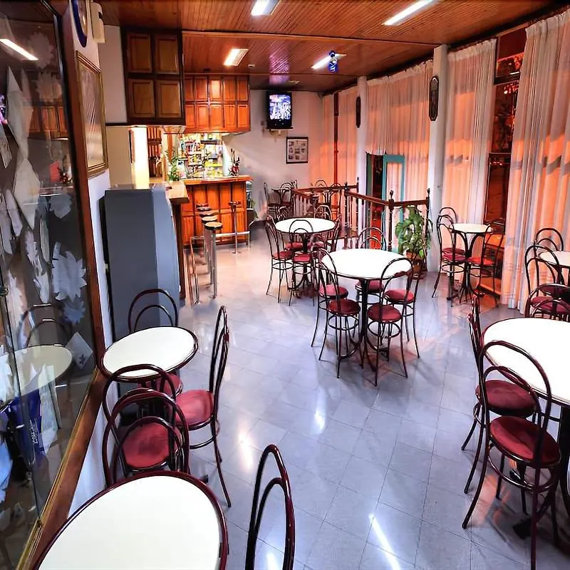 Residencial Parque Hostel Funchal  Funchal (Madeira)
